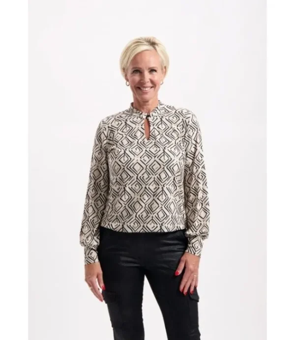 DAMES HELENA HART 7470 top just print Gio sand